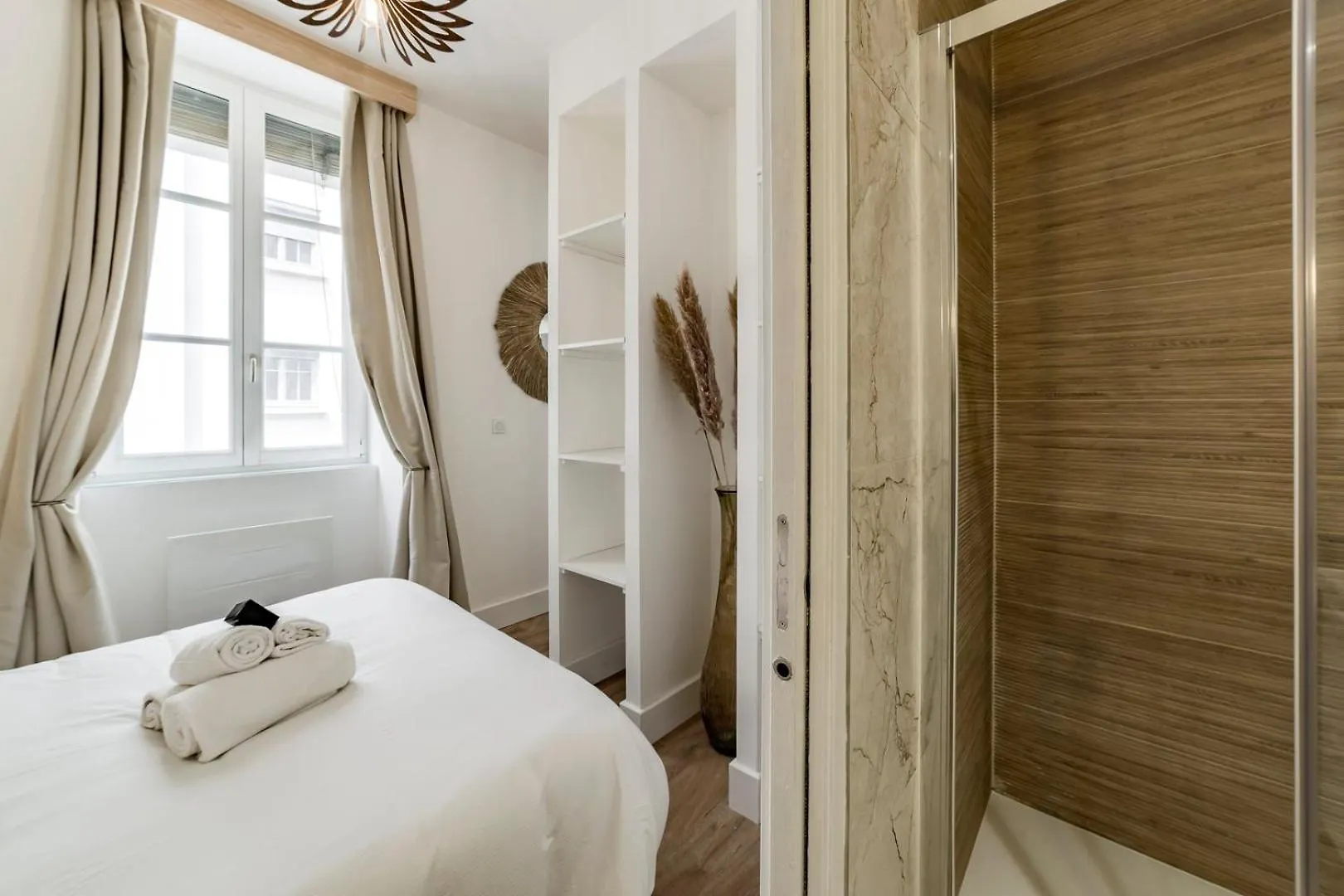La Palmeraie Ail Villeurbanne 0*,  França